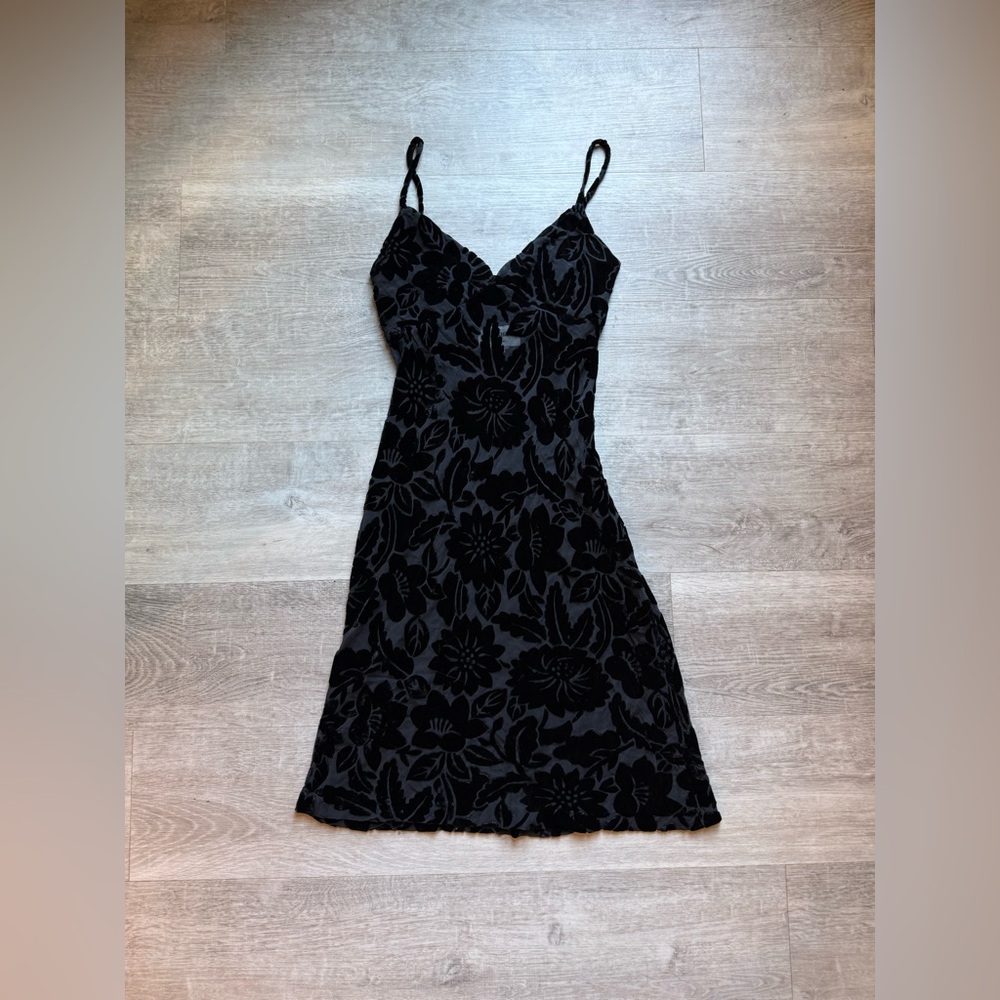 Jill Stuart Vintage Floral Velvet Spaghetti Strap Slip Black Dress Size 4